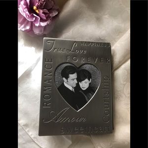 ✅2/$20 NIB Royal Limited silver love album frame